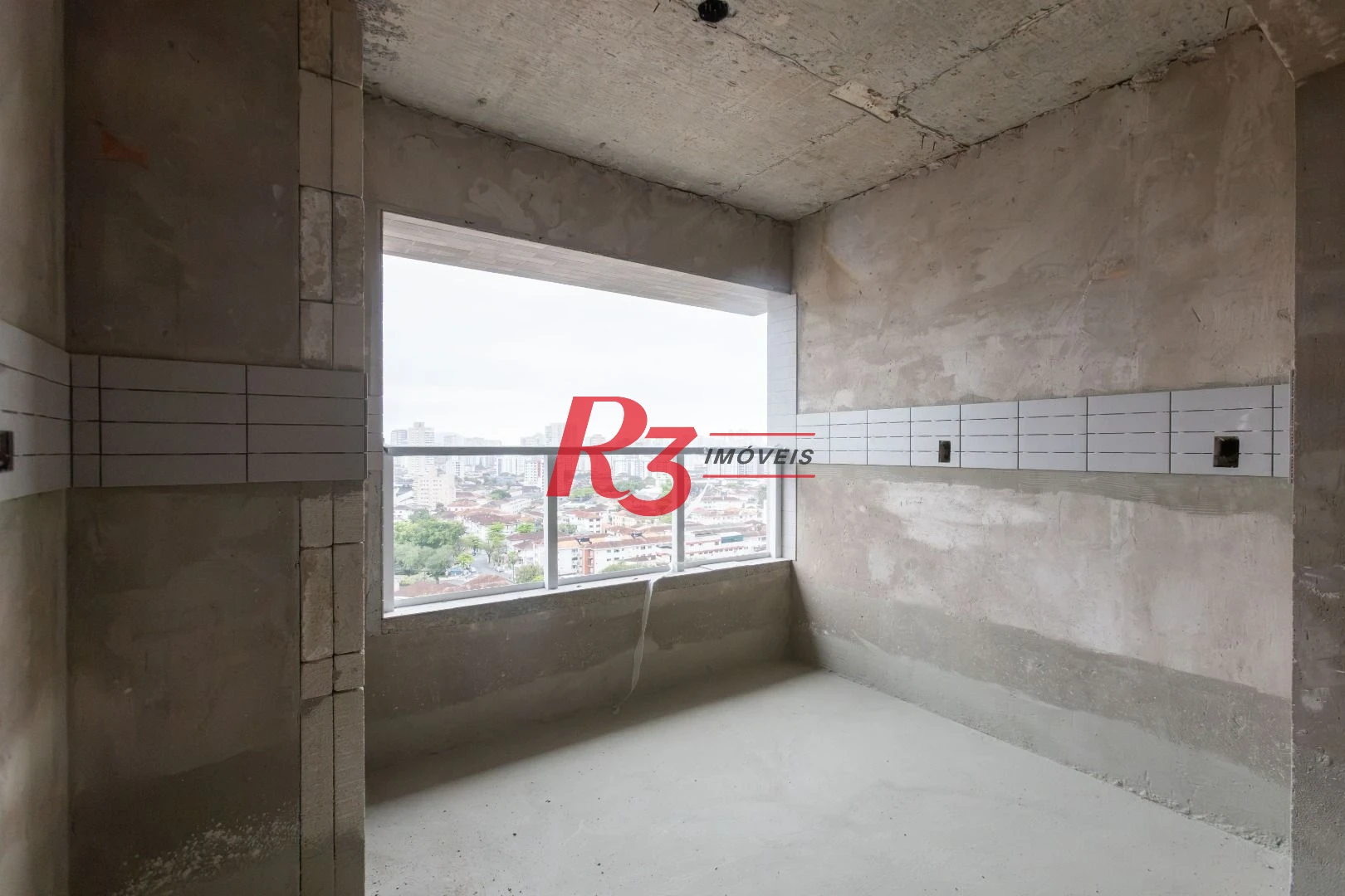 Apartamento com 2 dormitórios à venda, 73 m² por R$ 740.000,00 - Marapé - Santos/SP
