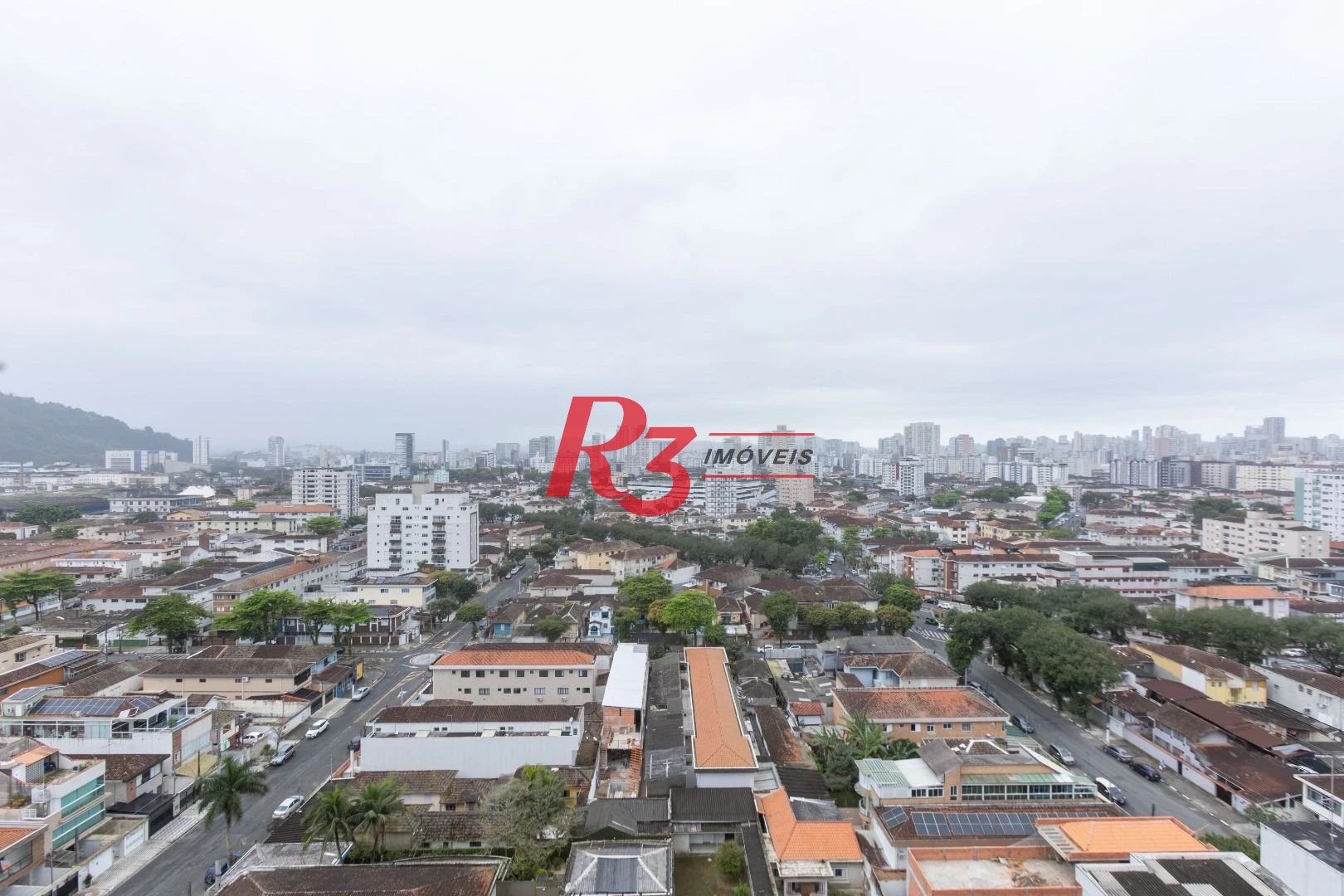 Apartamento com 2 dormitórios à venda, 73 m² por R$ 740.000,00 - Marapé - Santos/SP