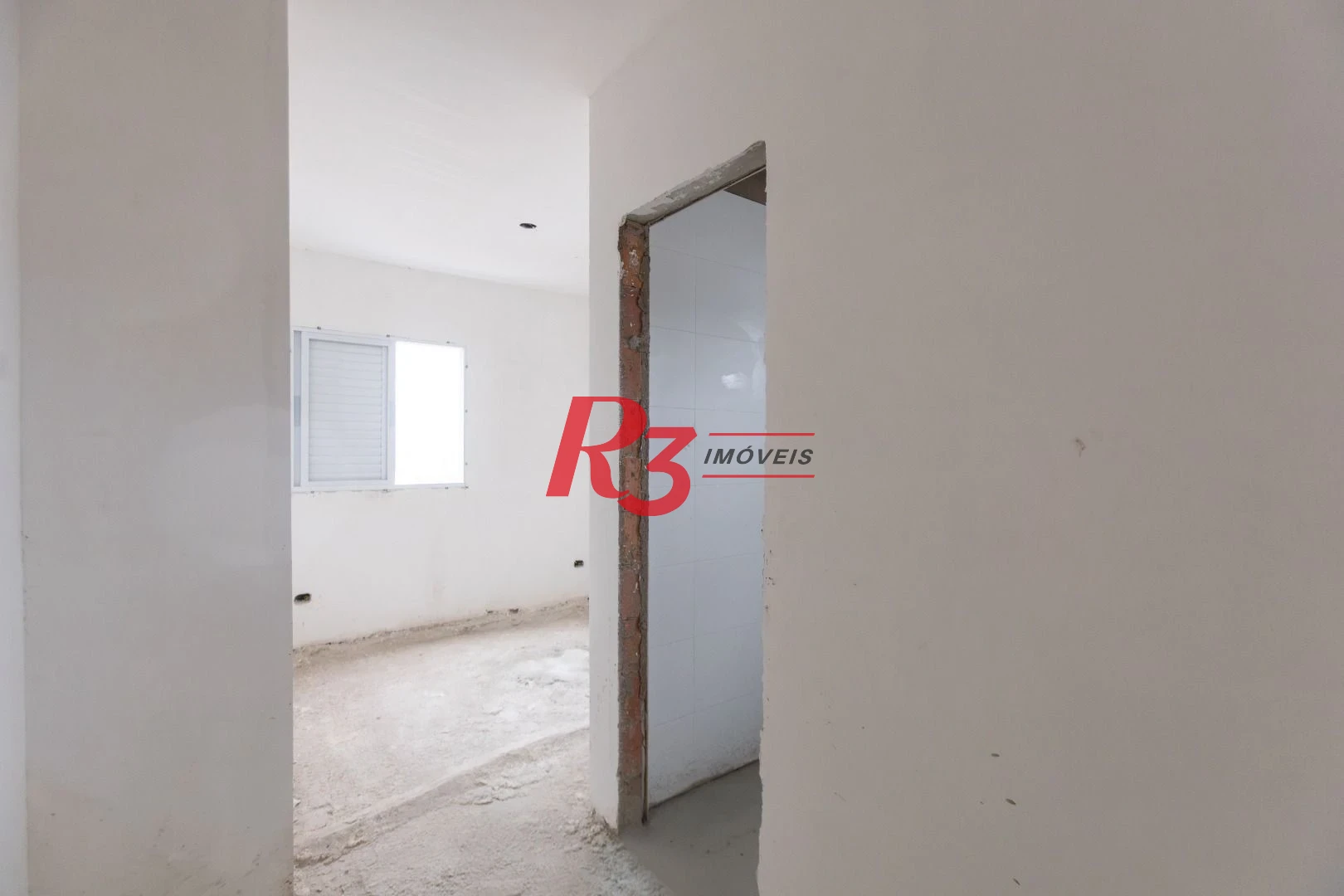 Apartamento com 2 dormitórios à venda, 73 m² por R$ 740.000,00 - Marapé - Santos/SP