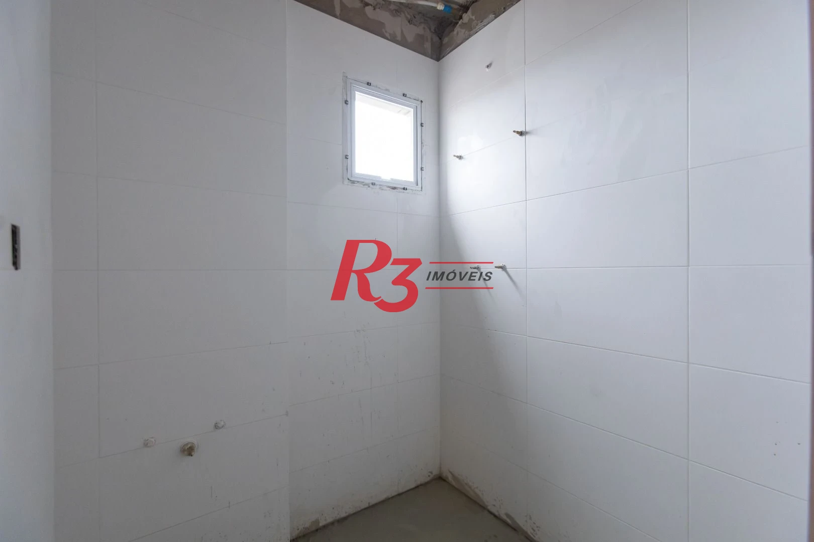 Apartamento com 2 dormitórios à venda, 73 m² por R$ 740.000,00 - Marapé - Santos/SP