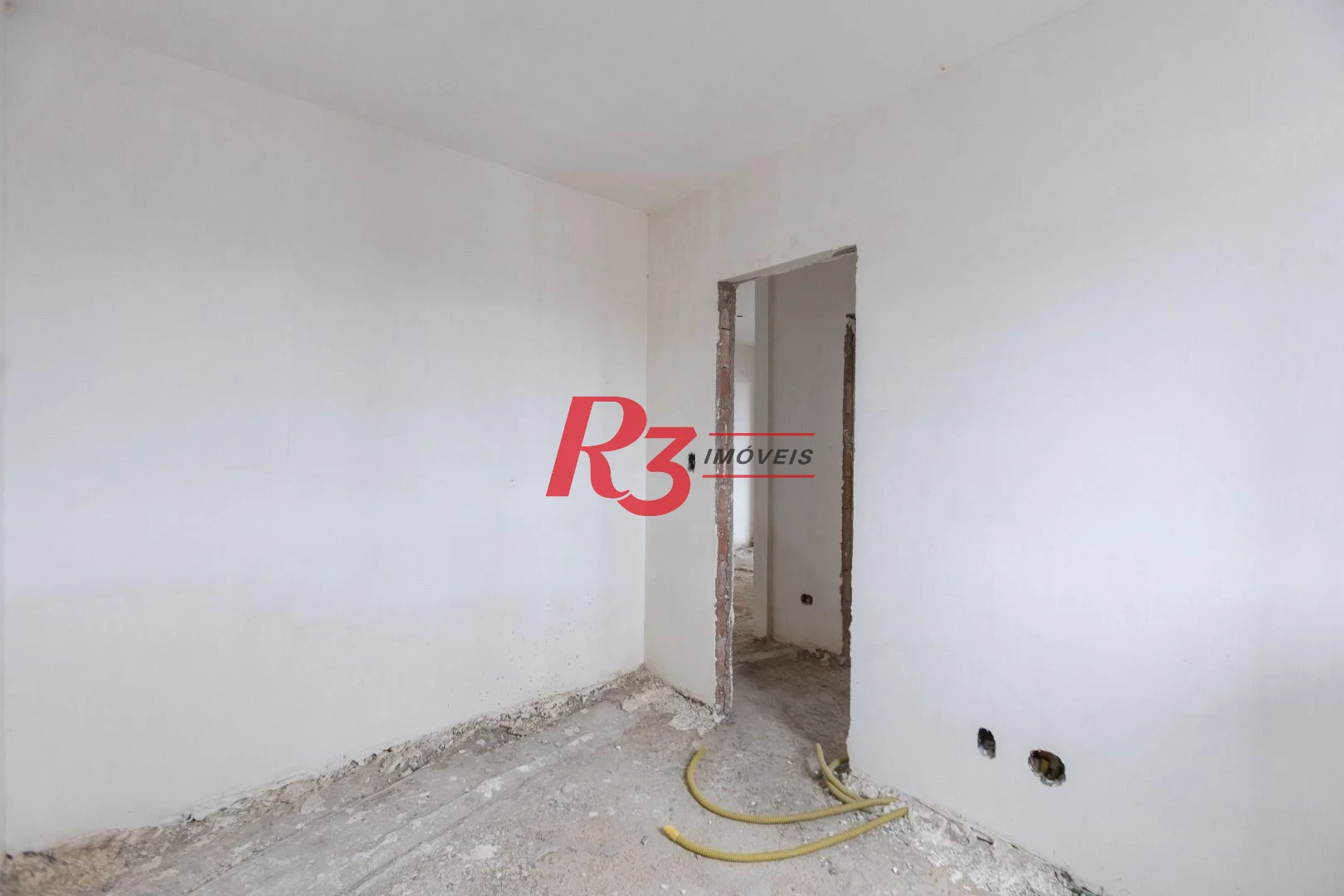Apartamento com 2 dormitórios à venda, 73 m² por R$ 740.000,00 - Marapé - Santos/SP