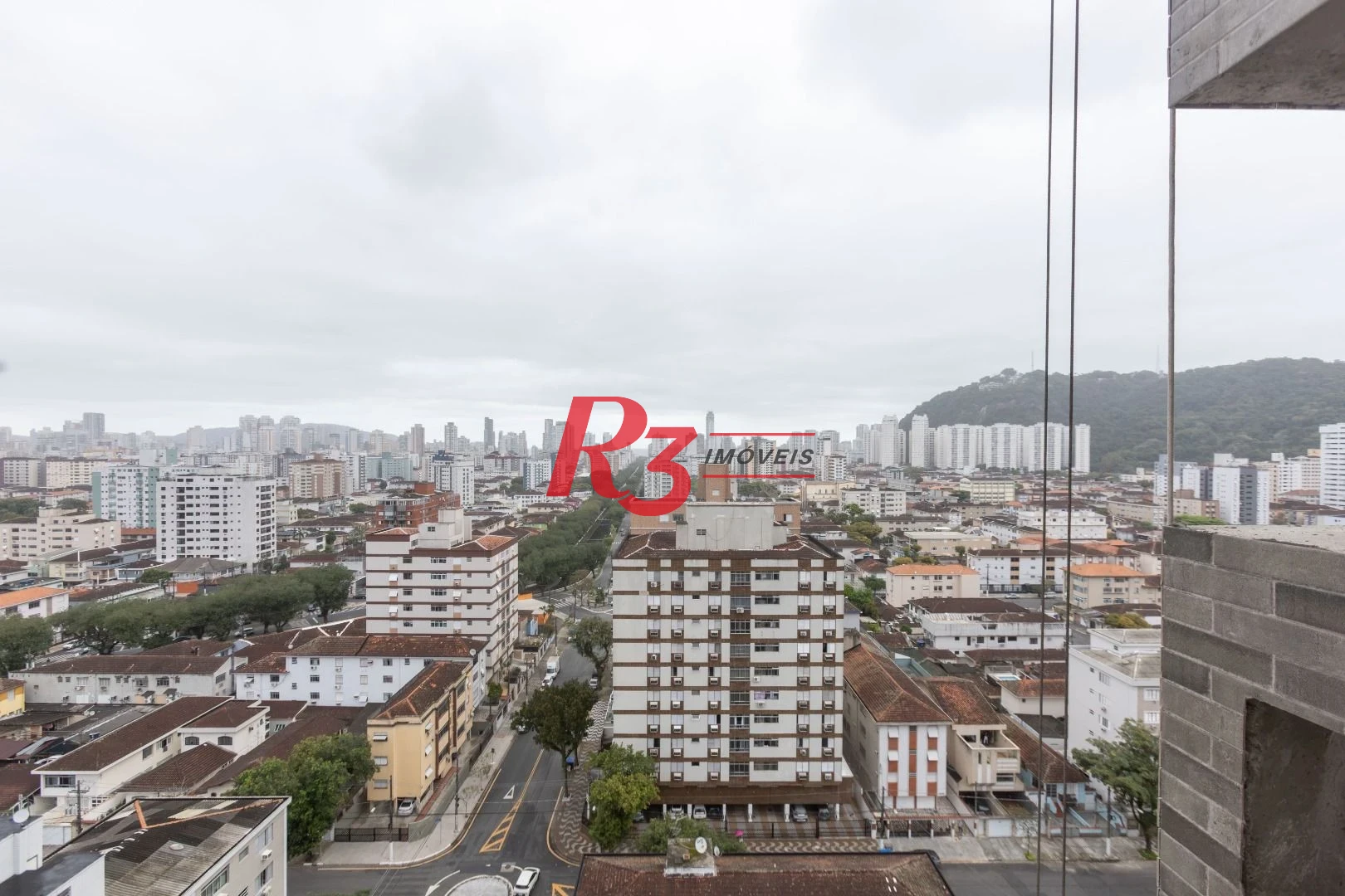 Apartamento com 2 dormitórios à venda, 73 m² por R$ 740.000,00 - Marapé - Santos/SP