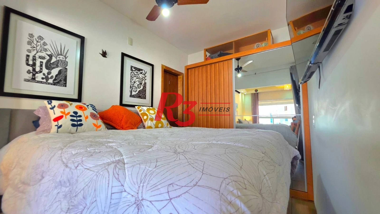 Apartamento com 1 dormitório à venda, 58 m² por R$ 690.000,00 - Ponta da Praia - Santos/SP