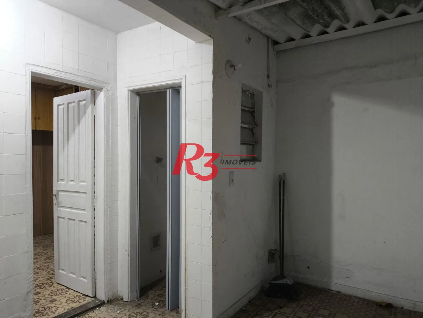 Sobrado com 2 dormitórios para alugar, 85 m² por R$ 3.900,00/mês - Ponta da Praia - Santos/SP