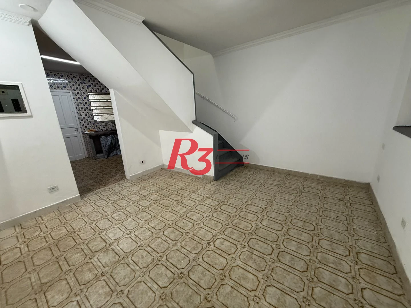 Sobrado com 2 dormitórios para alugar, 85 m² por R$ 4.300,00/mês - Ponta da Praia - Santos/SP