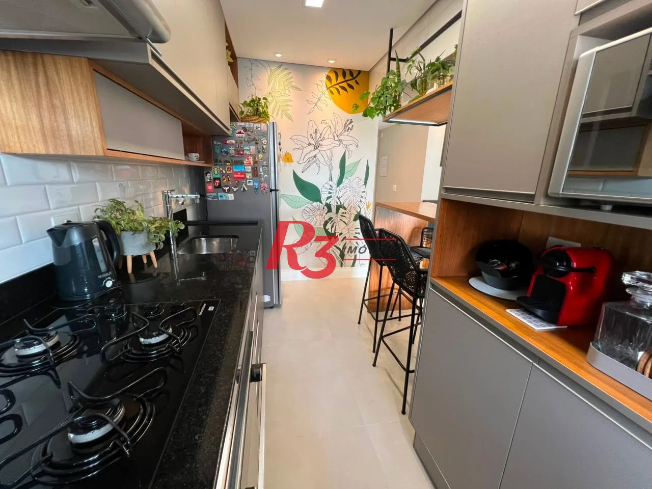 Apartamento com 2 dormitórios à venda, 69 m² por R$ 1.390.000,00 - Gonzaga - Santos/SP