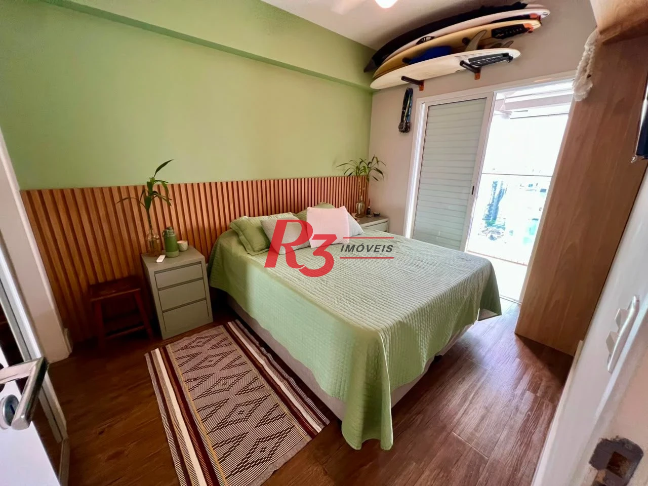 Apartamento com 2 dormitórios à venda, 69 m² por R$ 1.390.000,00 - Gonzaga - Santos/SP