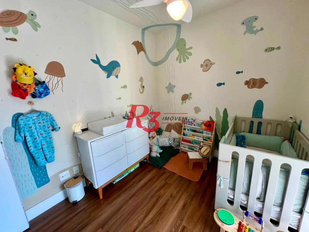 Apartamento com 2 dormitórios à venda, 69 m² por R$ 1.390.000,00 - Gonzaga - Santos/SP