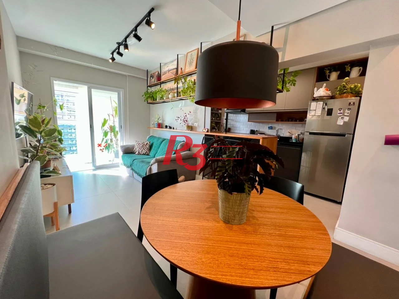 Apartamento com 2 dormitórios à venda, 69 m² por R$ 1.390.000,00 - Gonzaga - Santos/SP