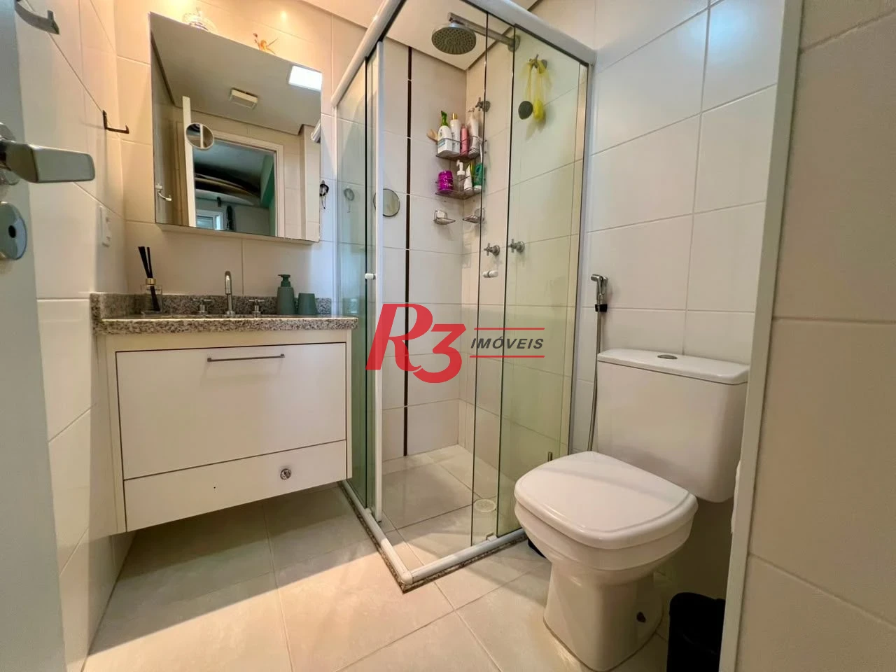 Apartamento com 2 dormitórios à venda, 69 m² por R$ 1.390.000,00 - Gonzaga - Santos/SP