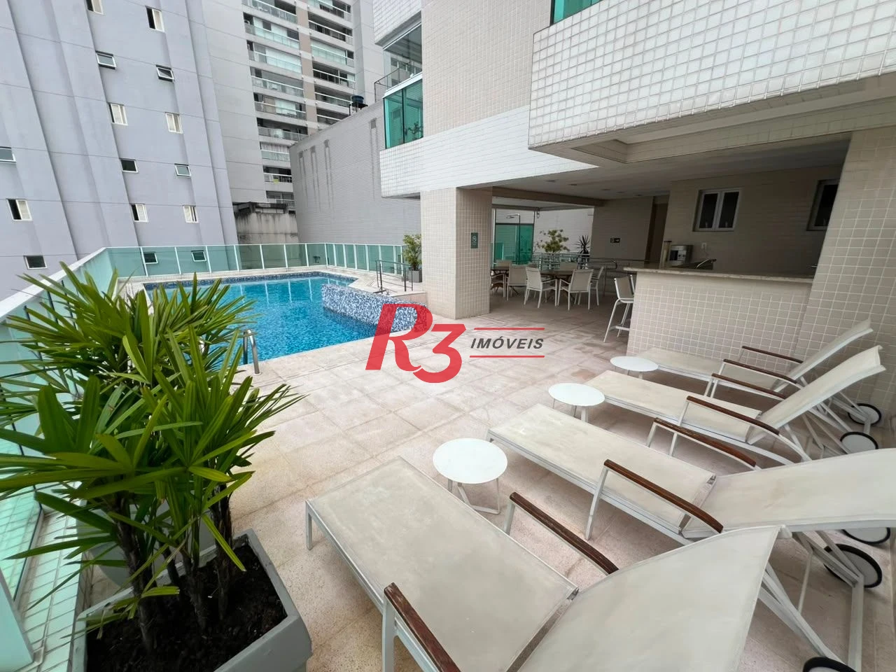 Apartamento com 2 dormitórios à venda, 69 m² por R$ 1.390.000,00 - Gonzaga - Santos/SP