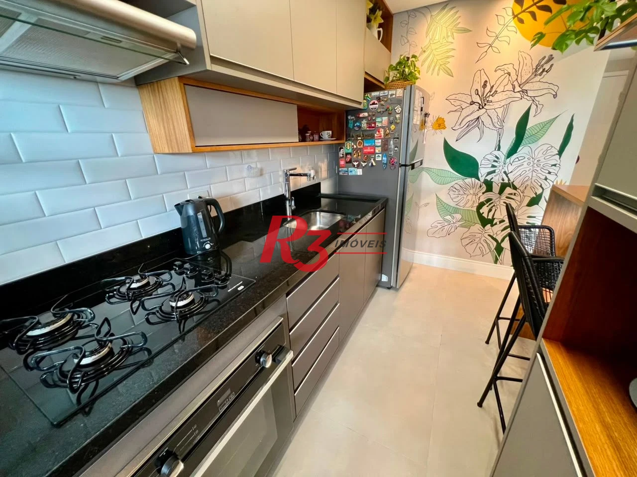 Apartamento com 2 dormitórios à venda, 69 m² por R$ 1.390.000,00 - Gonzaga - Santos/SP