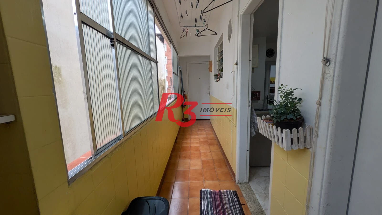 Apartamento com 3 dormitórios à venda, 137 m² por R$ 647.000,00 - Boqueirão - Santos/SP