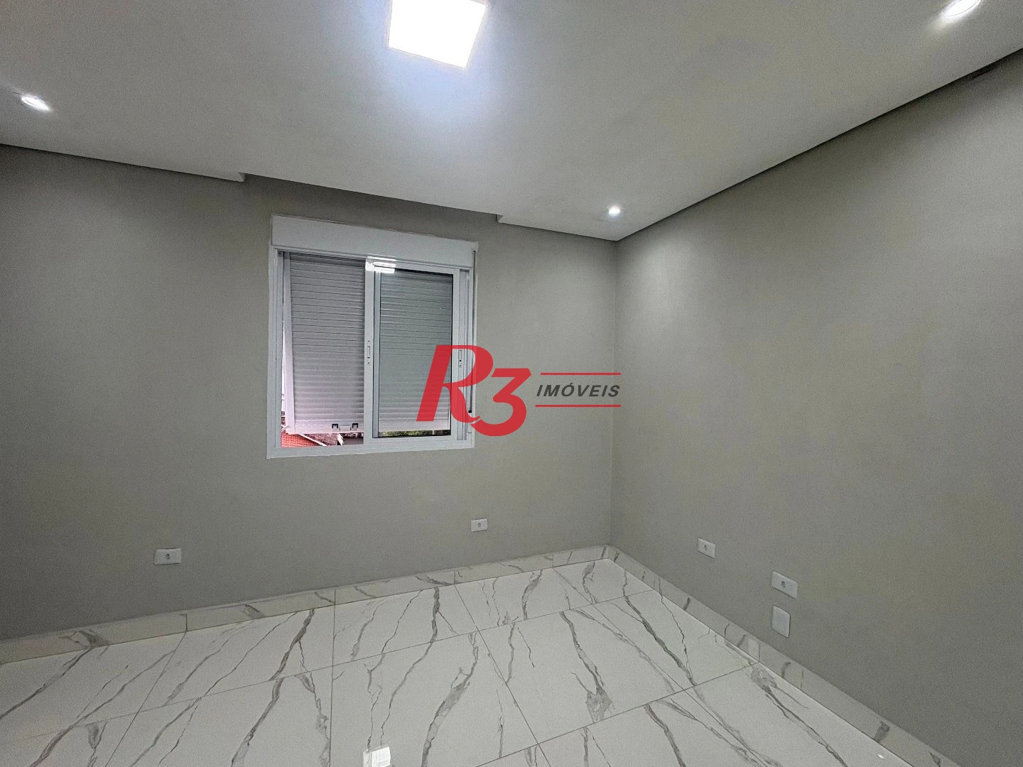 Apartamento com 2 dormitórios à venda, 96 m² por R$ 490.000,00 - Marapé - Santos/SP