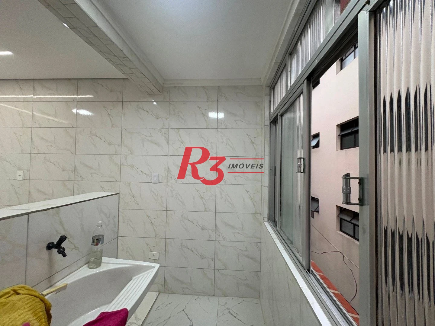 Apartamento com 2 dormitórios à venda, 96 m² por R$ 490.000,00 - Marapé - Santos/SP