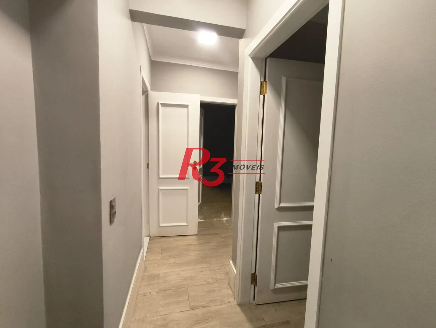 Apartamento com 3 dormitórios à venda, 145 m² por R$ 2.100.000,00 - Boqueirão - Santos/SP