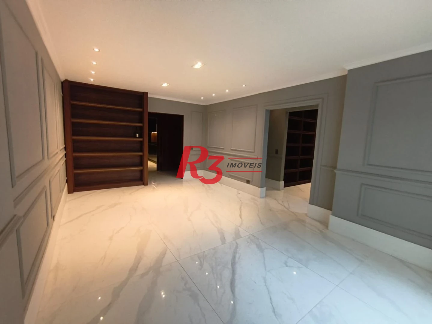 Apartamento com 3 dormitórios à venda, 145 m² por R$ 2.100.000,00 - Boqueirão - Santos/SP