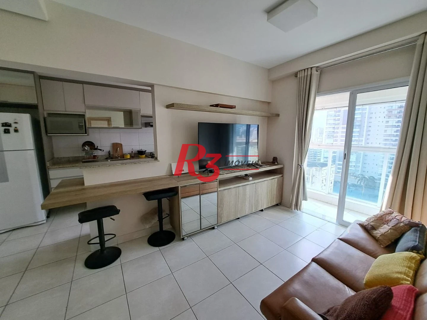 Apartamento com 2 dormitórios à venda, 69 m² por R$ 1.280.000,00 - Gonzaga - Santos/SP
