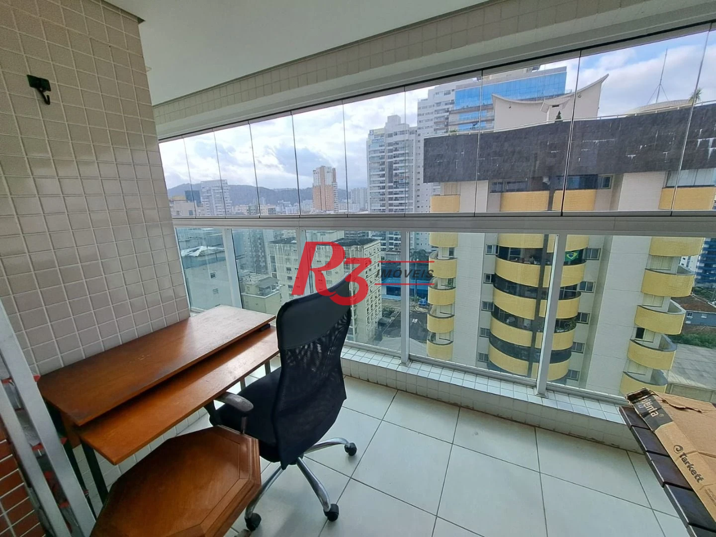 Apartamento com 2 dormitórios à venda, 69 m² por R$ 1.280.000,00 - Gonzaga - Santos/SP