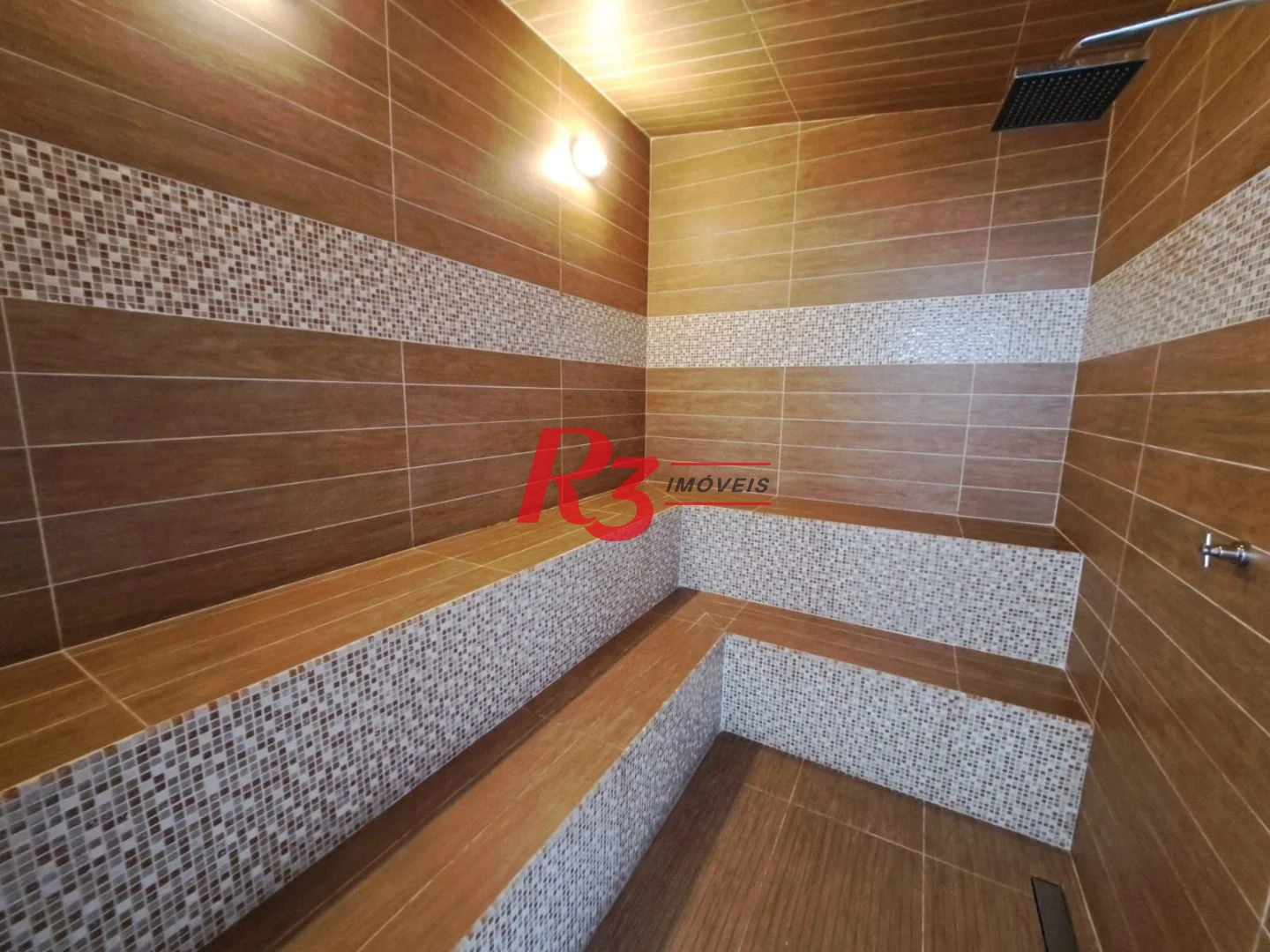 Apartamento com 2 dormitórios à venda, 69 m² por R$ 1.280.000,00 - Gonzaga - Santos/SP