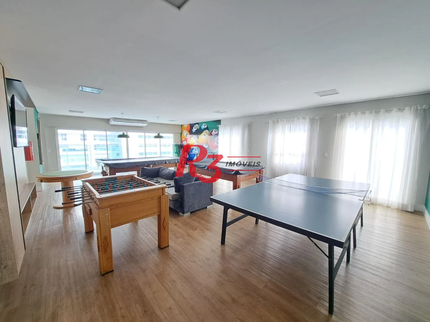 Apartamento com 2 dormitórios à venda, 69 m² por R$ 1.280.000,00 - Gonzaga - Santos/SP