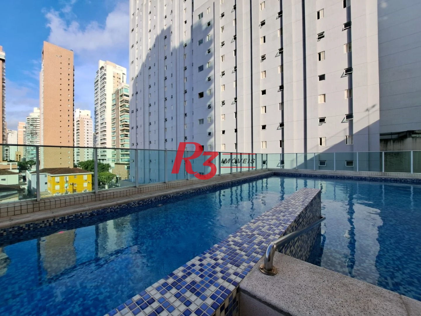 Apartamento com 2 dormitórios à venda, 69 m² por R$ 1.280.000,00 - Gonzaga - Santos/SP