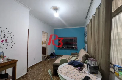 Sobrado com 2 dormitórios à venda, 69 m² por R$ 320.000,00 - Macuco - Santos/SP