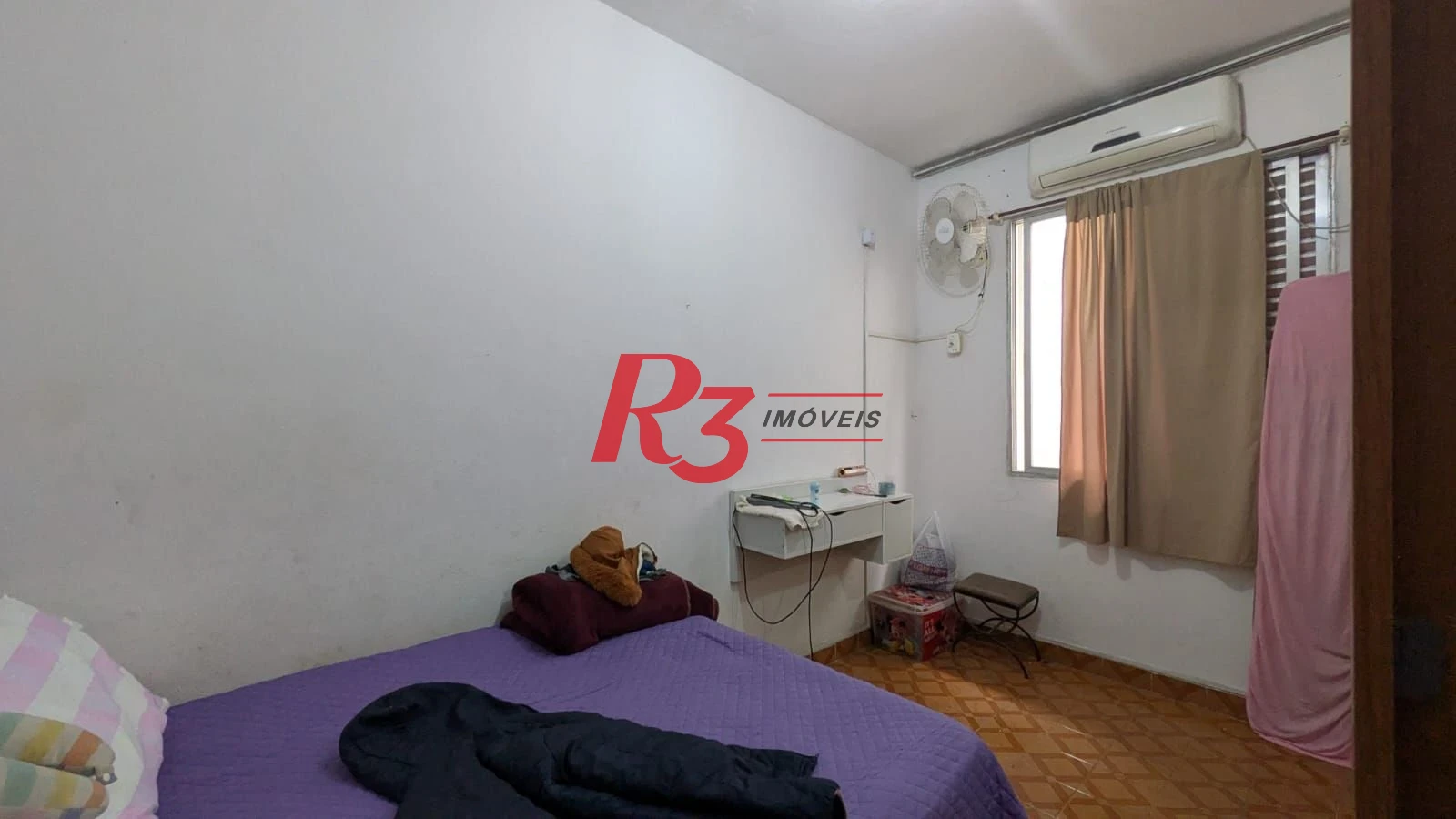 Sobrado com 2 dormitórios à venda, 69 m² por R$ 320.000,00 - Macuco - Santos/SP