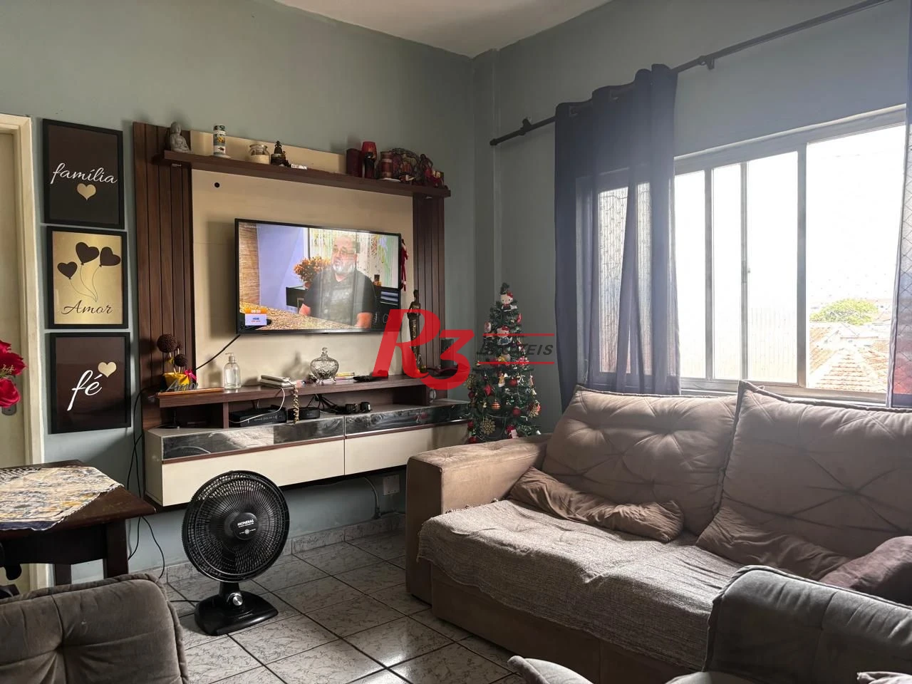 Apartamento com 2 dormitórios à venda, 54 m² por R$ 300.000,00 - Centro - São Vicente/SP