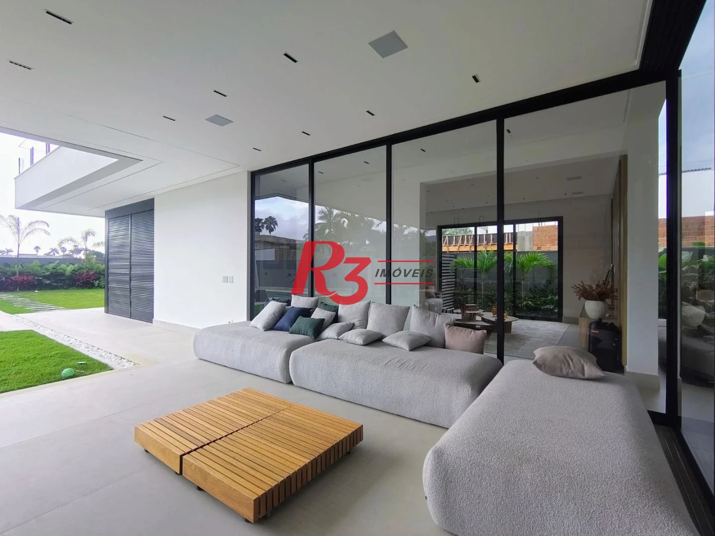 Casa com 7 dormitórios à venda, 850 m² por R$ 15.800.000,00 - Jardim Acapulco - Guarujá/SP