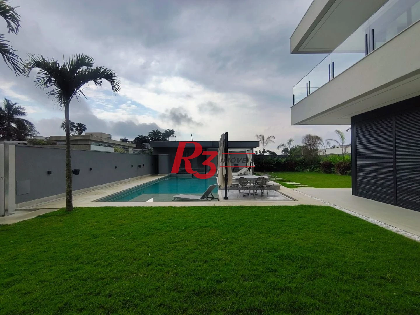 Casa com 7 dormitórios à venda, 850 m² por R$ 15.800.000,00 - Jardim Acapulco - Guarujá/SP