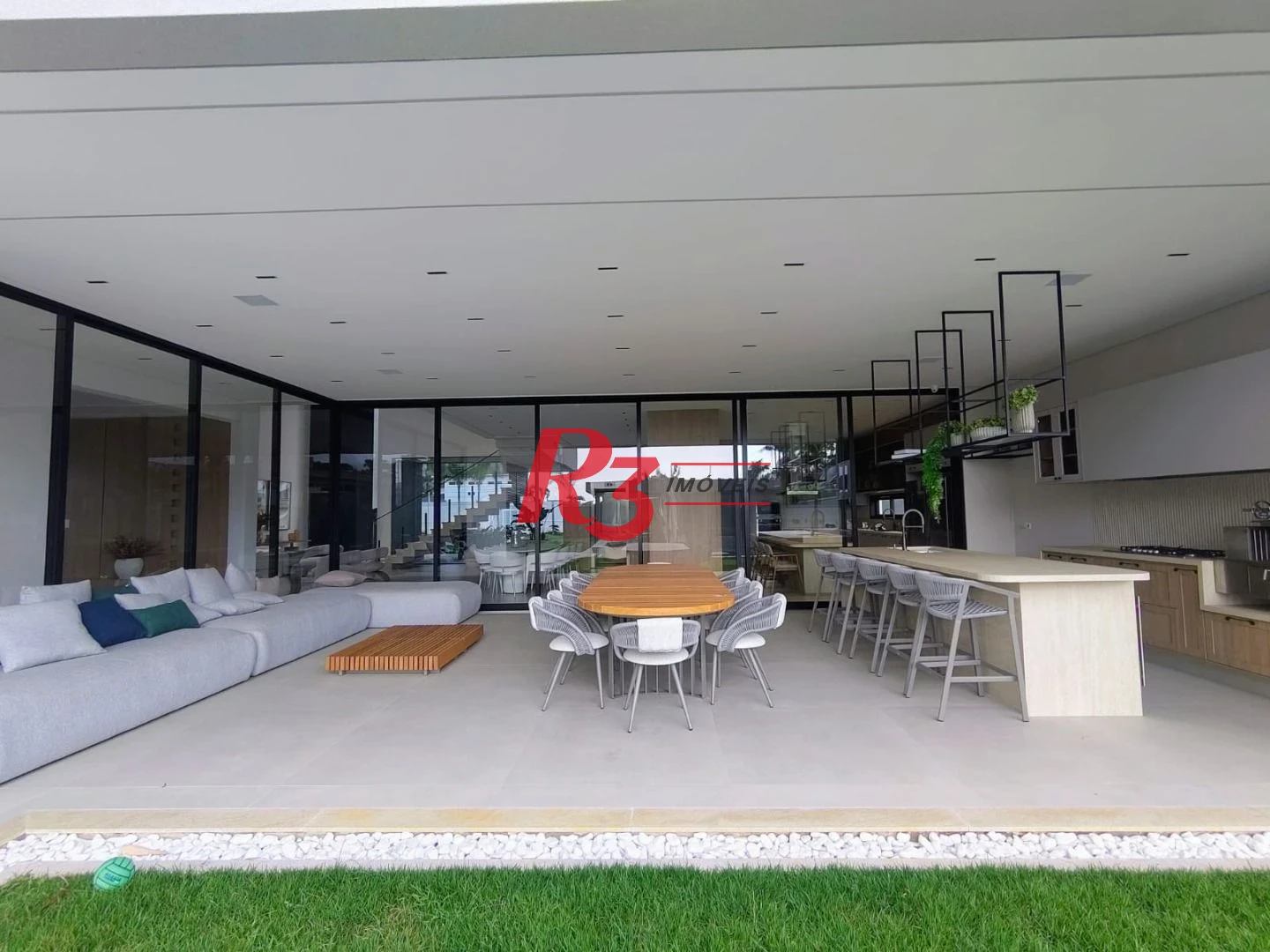 Casa com 7 dormitórios à venda, 850 m² por R$ 15.800.000,00 - Jardim Acapulco - Guarujá/SP