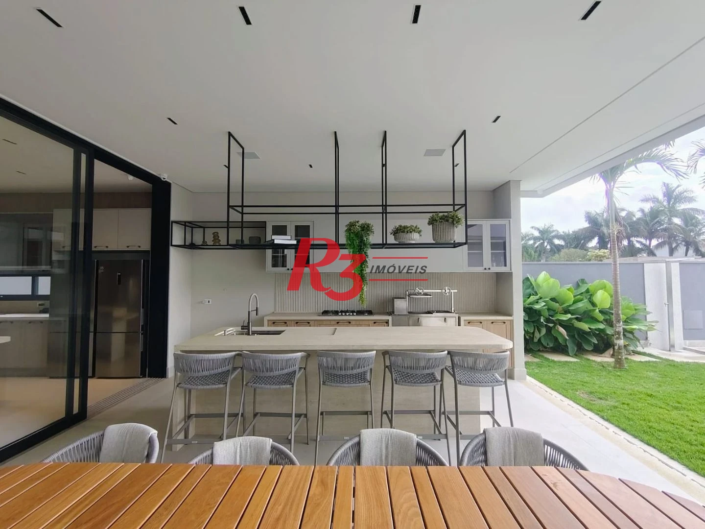 Casa com 7 dormitórios à venda, 850 m² por R$ 15.800.000,00 - Jardim Acapulco - Guarujá/SP