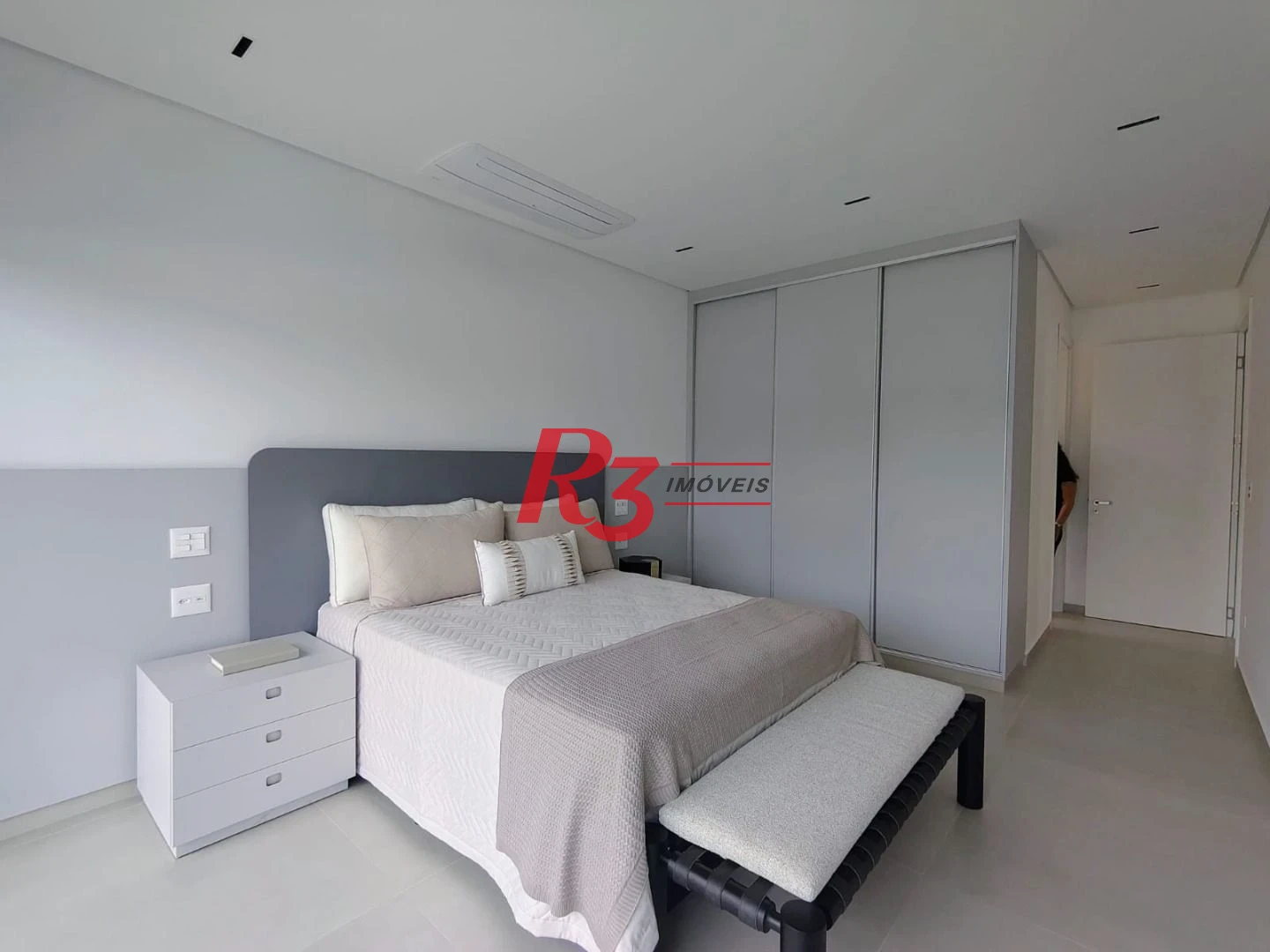 Casa com 7 dormitórios à venda, 850 m² por R$ 15.800.000,00 - Jardim Acapulco - Guarujá/SP