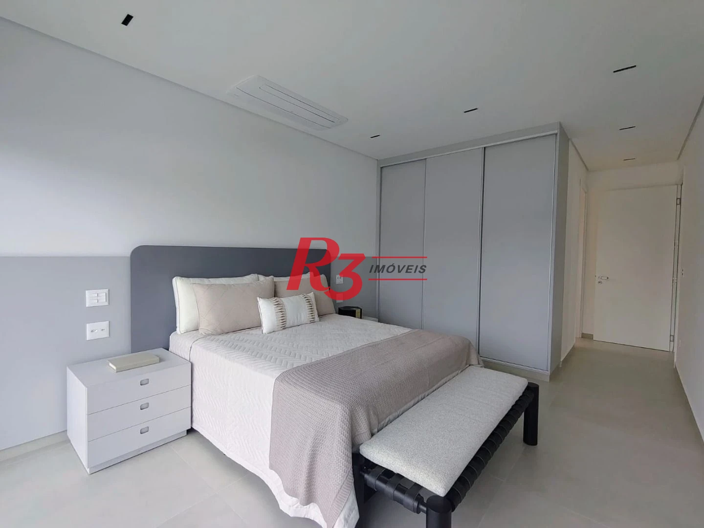 Casa com 7 dormitórios à venda, 850 m² por R$ 15.800.000,00 - Jardim Acapulco - Guarujá/SP