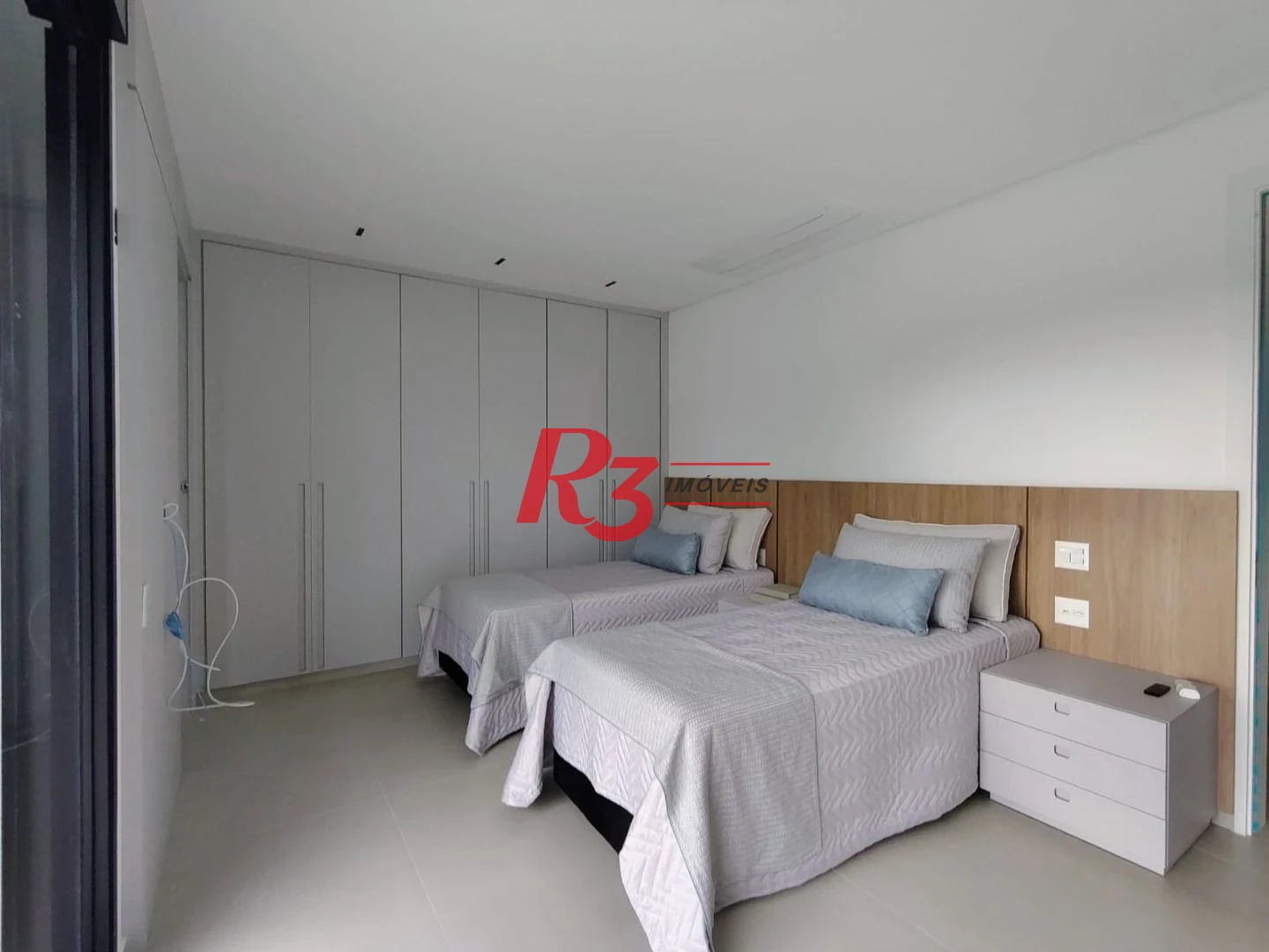 Casa com 7 dormitórios à venda, 850 m² por R$ 15.800.000,00 - Jardim Acapulco - Guarujá/SP