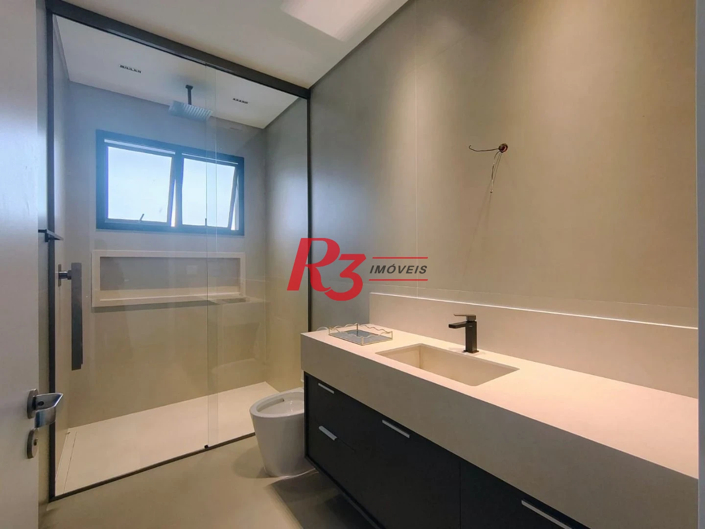 Casa com 7 dormitórios à venda, 850 m² por R$ 15.800.000,00 - Jardim Acapulco - Guarujá/SP