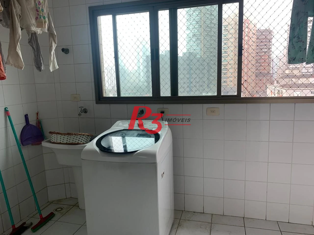 Apartamento com 3 dormitórios à venda, 126 m² por R$ 1.100.000,00 - Boqueirão - Santos/SP