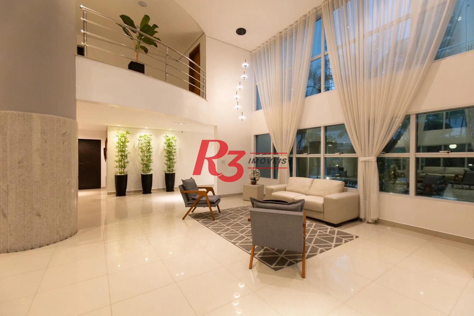 Apartamento com 3 dormitórios sendo 1 suíte à venda, 123 m² por R$ 1.630.000 - Ponta da Praia - Santos/SP