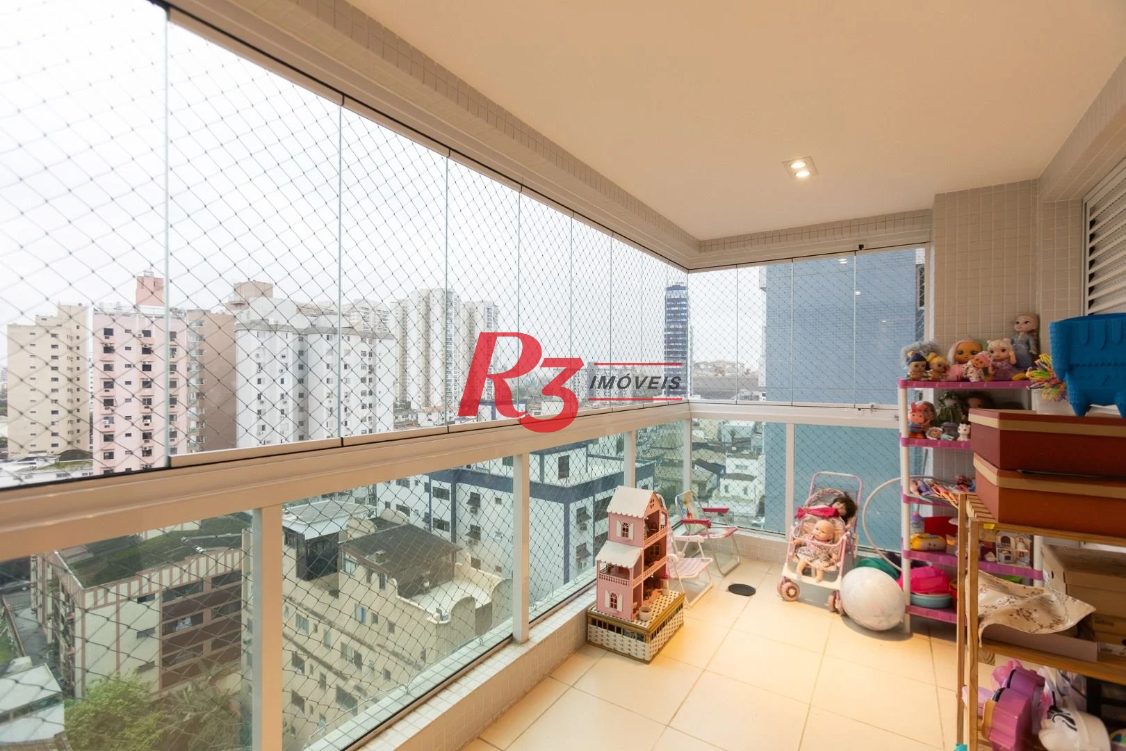 Apartamento com 3 dormitórios sendo 1 suíte à venda, 123 m² por R$ 1.630.000 - Ponta da Praia - Santos/SP