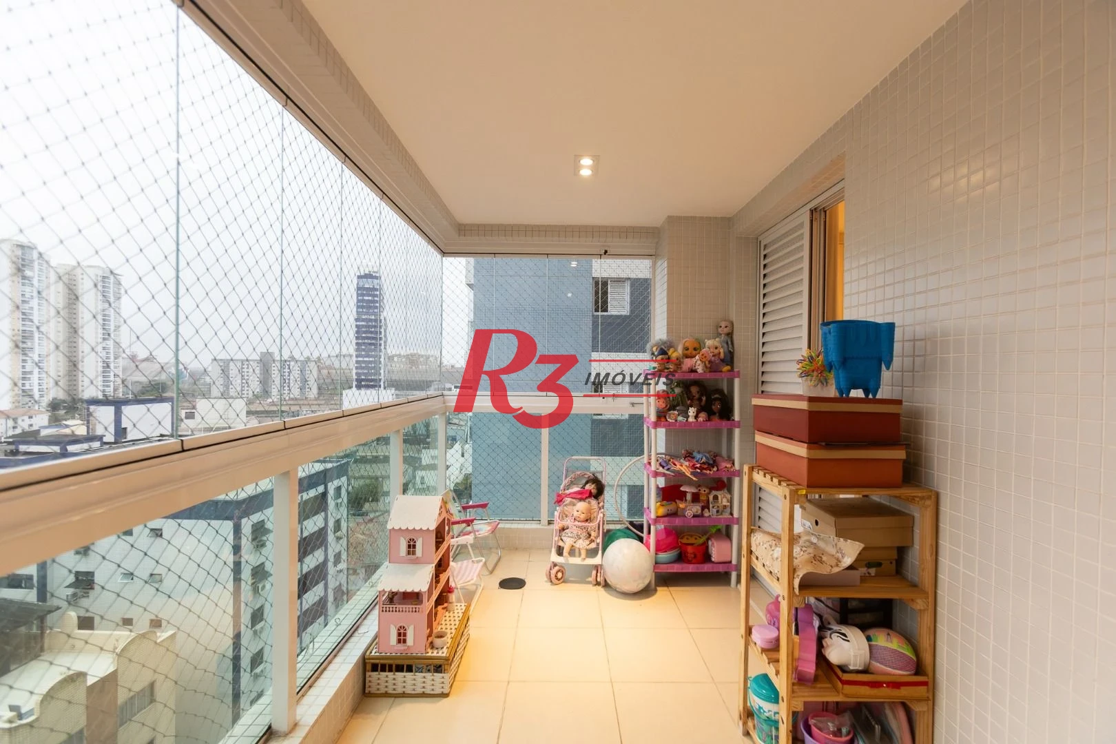 Apartamento com 3 dormitórios sendo 1 suíte à venda, 123 m² por R$ 1.630.000 - Ponta da Praia - Santos/SP