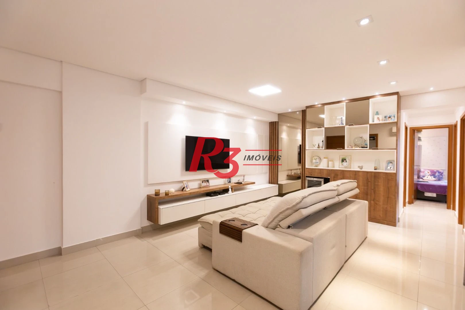 Apartamento com 3 dormitórios sendo 1 suíte à venda, 123 m² por R$ 1.630.000 - Ponta da Praia - Santos/SP