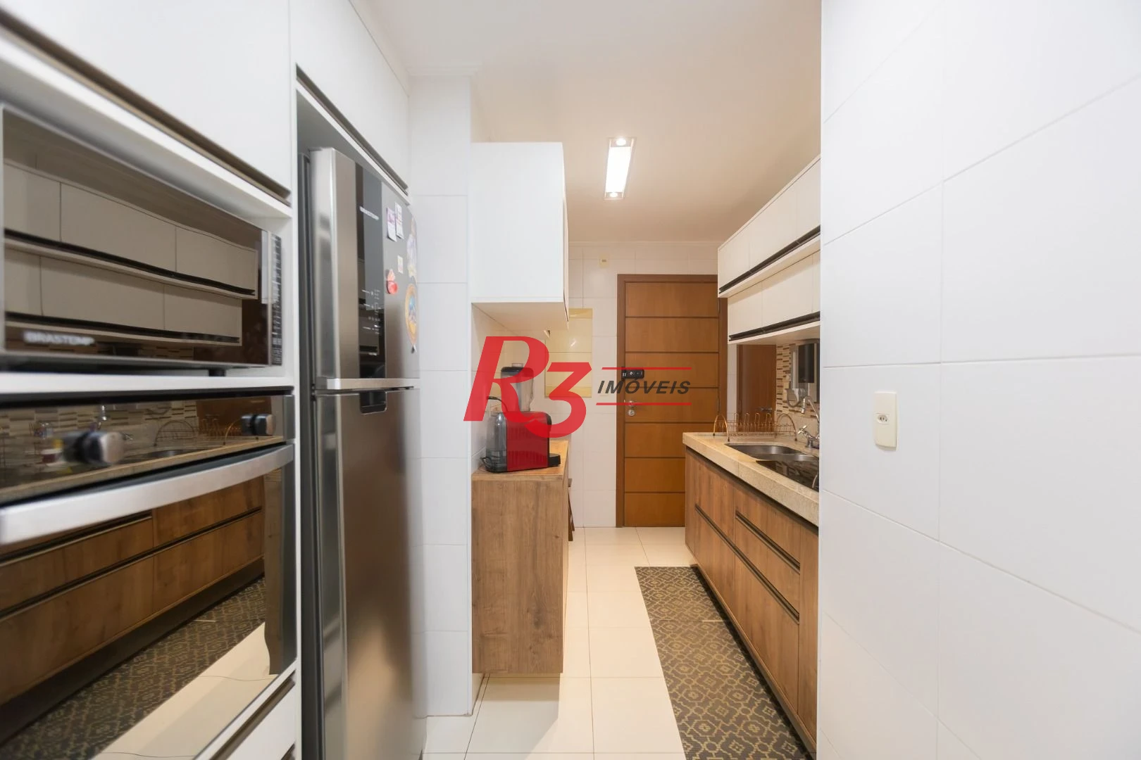 Apartamento com 3 dormitórios sendo 1 suíte à venda, 123 m² por R$ 1.630.000 - Ponta da Praia - Santos/SP