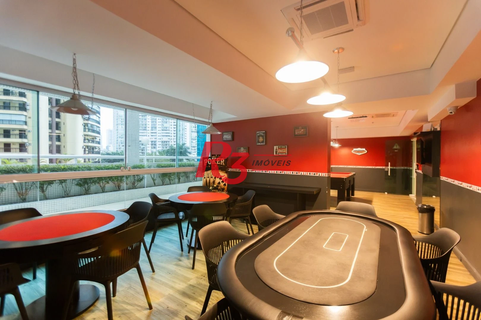 Apartamento com 3 dormitórios sendo 1 suíte à venda, 123 m² por R$ 1.630.000 - Ponta da Praia - Santos/SP