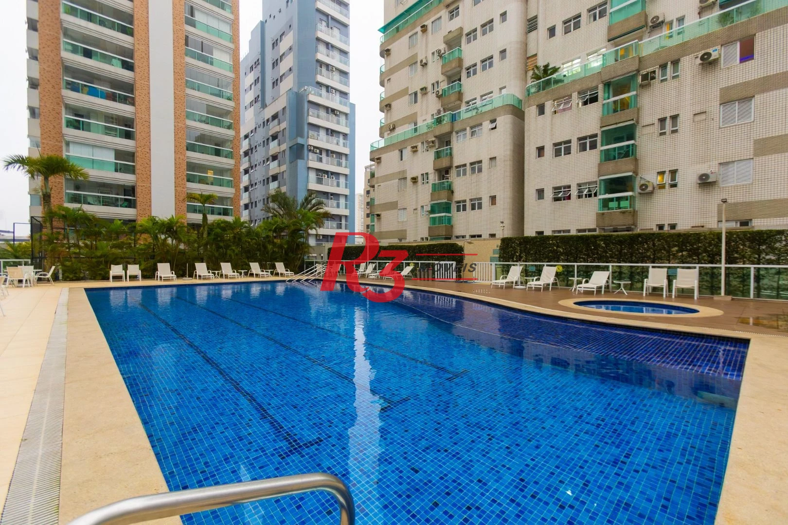 Apartamento com 3 dormitórios sendo 1 suíte à venda, 123 m² por R$ 1.630.000 - Ponta da Praia - Santos/SP