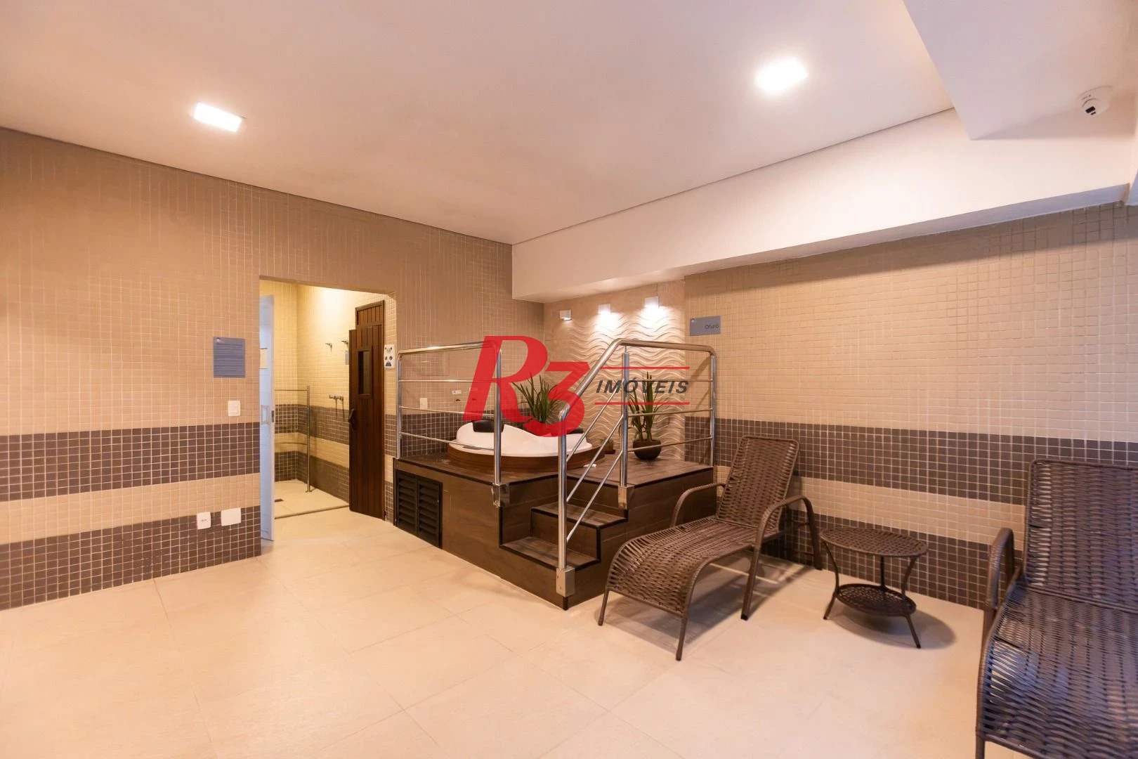 Apartamento com 3 dormitórios sendo 1 suíte à venda, 123 m² por R$ 1.630.000 - Ponta da Praia - Santos/SP