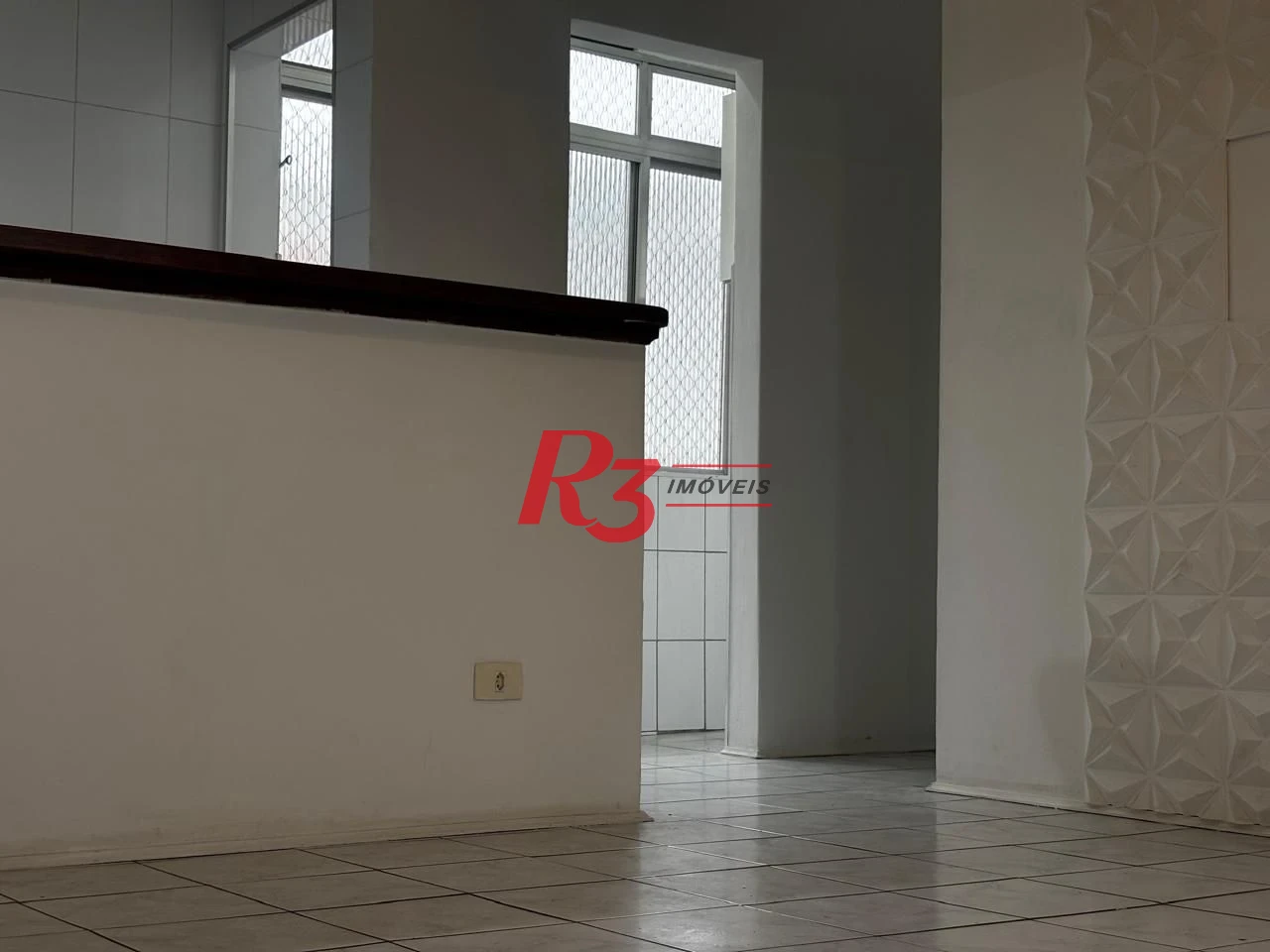 Apartamento com 1 dormitório para alugar, 65 m² por R$ 3.000,00/mês - Aparecida - Santos/SP