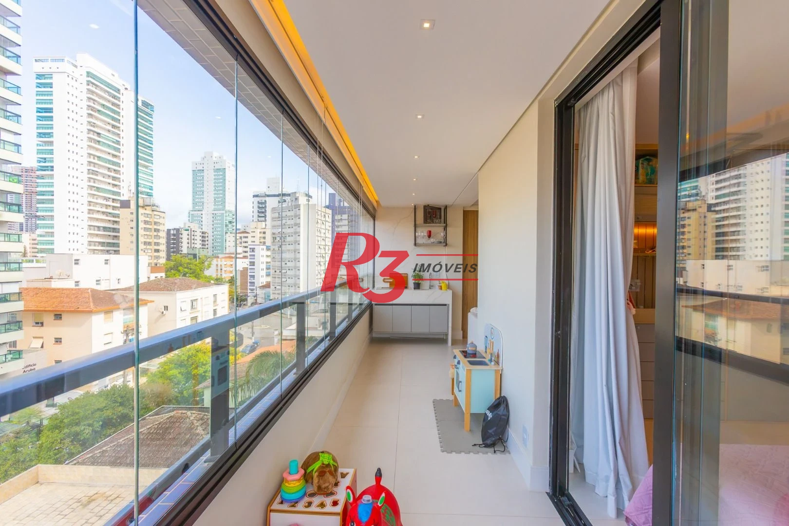 Apartamento com 3 dormitórios à venda, 116 m² por R$ 1.790.000,00 - Ponta da Praia - Santos/SP
