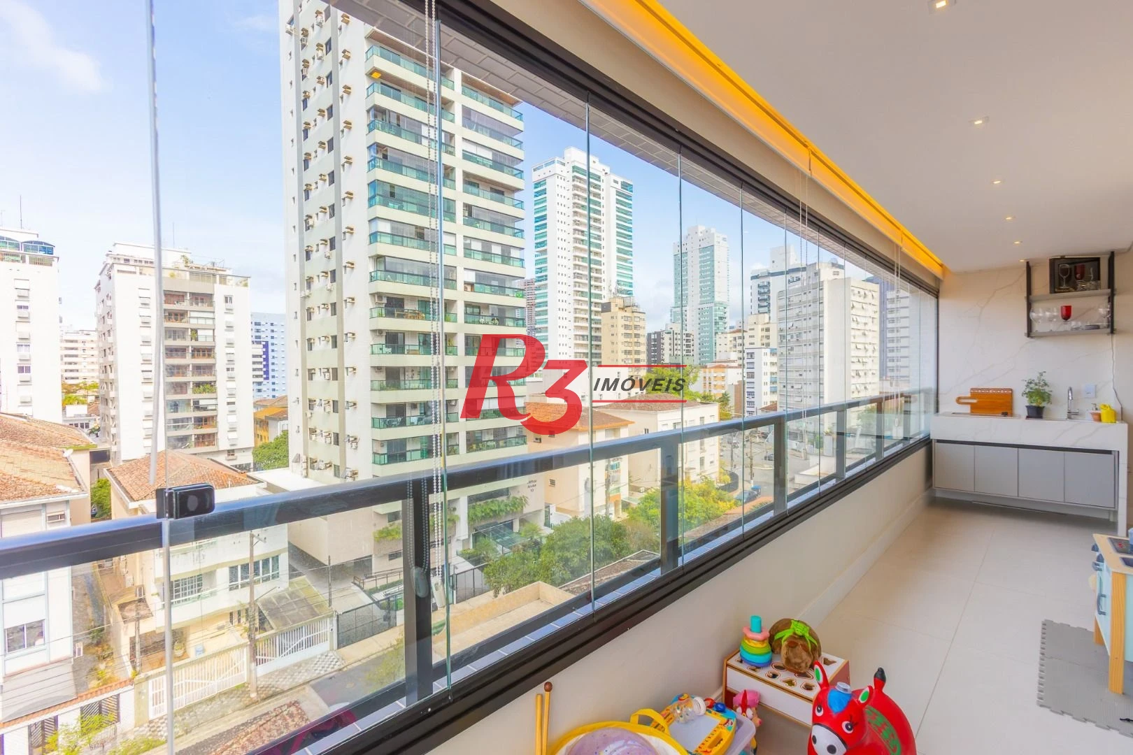 Apartamento com 3 dormitórios à venda, 116 m² por R$ 1.790.000,00 - Ponta da Praia - Santos/SP