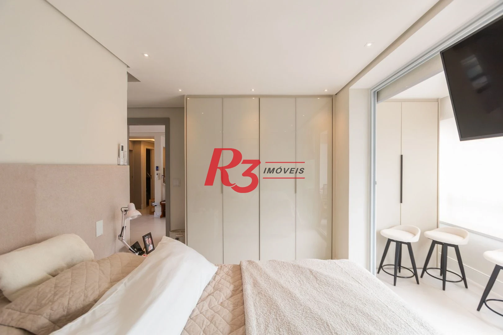 Apartamento com 3 dormitórios à venda, 116 m² por R$ 1.790.000,00 - Ponta da Praia - Santos/SP